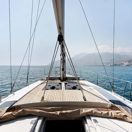 Sailboat Hanse 455 Botel *